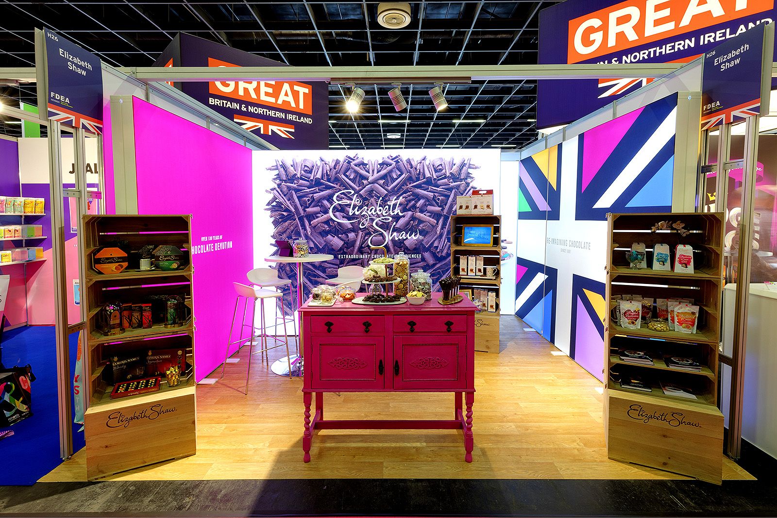 U Shape Backlit Exhibition Stands