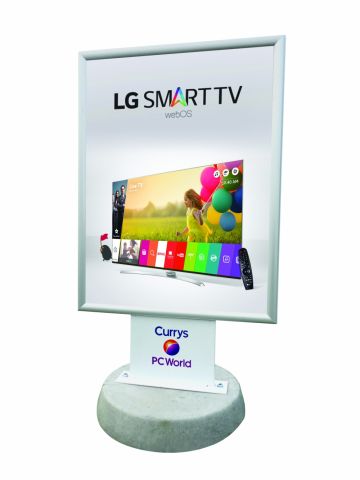 Defender Forecourt Sign